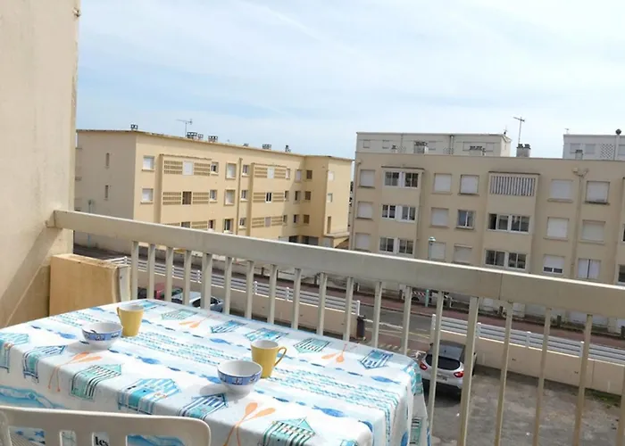 Proche Et Commerces Avec Parking Privatif - Fr-1-323-528 아파트 *